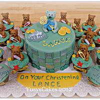 Teddy Bears Cake with Cupcakes