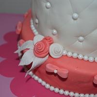 Tiara cake