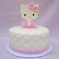 Hello Kitty cake and cupcakes