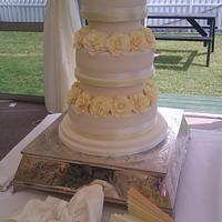 Lemon roses 3 tier wedding cake