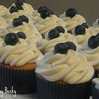 Fresh Blueberry Cupcakes