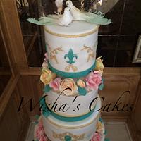 CHIC WEDDING CAKE