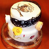 Cake with owl, painted by hand