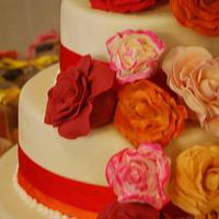 Roses Wedding Cake