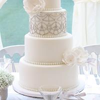 Chic White Wedding Cake