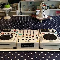 mixing console 3D cake/ DJ console cake