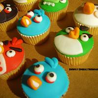 Angry Bird Cupcakes
