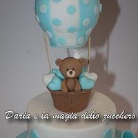 Hot air balloon and teddy bears cake