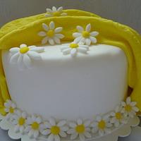 Yellow Daisy Cake