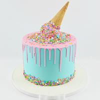 Ice Cream Theme Cake - cake by Mercedes - CakesDecor