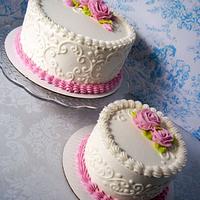dusty pink rose cakes