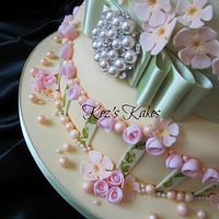 A Cake for an 'English Garden Party'