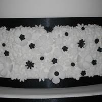 Black & white bird cake