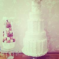 vintage style wedding cake.