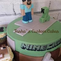 Minecraft Cake and Cupcakes