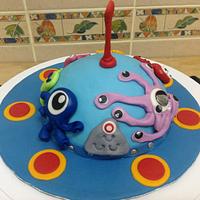 Alien Invasion Cake (Inspired by a Cake in Debbie Brown's Book:  50 Easy Party Cakes)