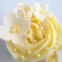 Floral Pastel Cupcakes