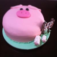 little Mr Piggy Cake