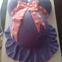 Pregnant belly cakes