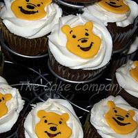 pooh cupcakes