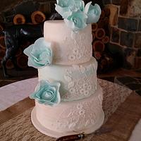 Faye Cahill inspired cake