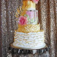 White, Gold and Dusky Pink Bohemian Cake
