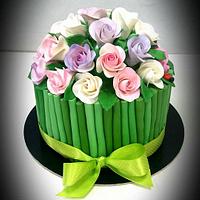 Roses bouquet cake