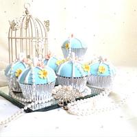 Vintage birdcage cupcake collection
