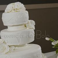 Simple Classic with roses, Wedding Cake