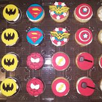 Superhero cakes and cupcakes