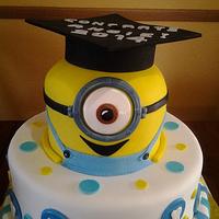 Graduation minion cake