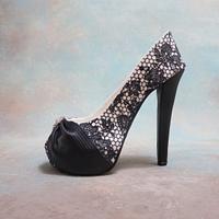 High heel sugar shoe