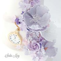 dusky lilac and pinks wedding cake 
