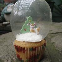 Christmas Snow Globe Cupcakes