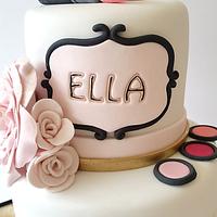 Makeup / glamour girl cake