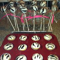 Zebra cupcakes & cake pops