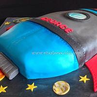 Spaceship cake