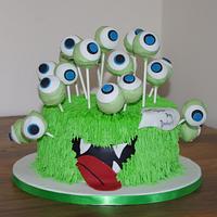 Monster eyeball cake