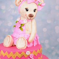Cuddly Teddy bear cake