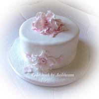 simple floral cake