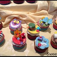 Alice In Wonderland/Mad Hatter Cupcakes