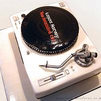 DJ turntable cake (excuse the language)