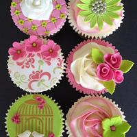 Pink & green cupcakes