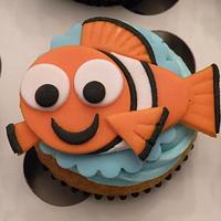 Nemo cupcakes