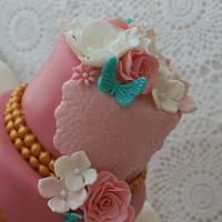 Floral Cake and Cupcakes