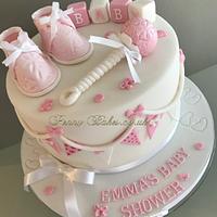Buttons and bows Baby Shower Cake.