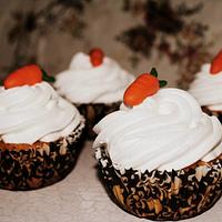 Carrot Cup cake with Gumpaste Carrots