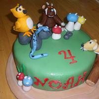 Gruffalo Cake for a Birthday with matching cupcakes