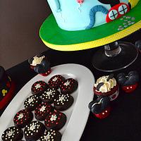 The Sugar Nursery's Mickey and Mini Mouse Sweet Table