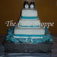 Penguin wedding cake